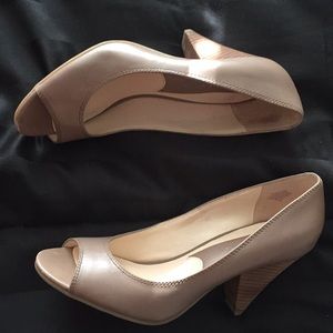 Tan kitten heeled wedges